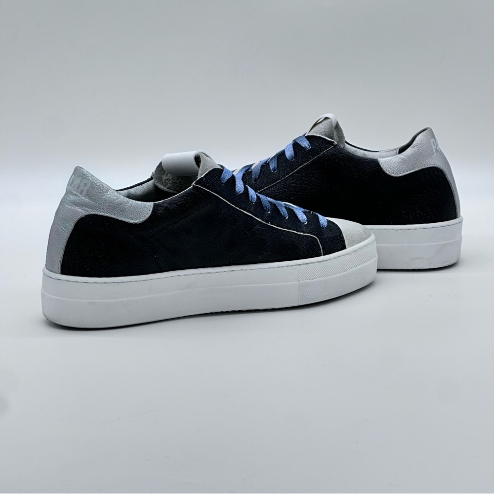 P448 Thea Sneakers. Size 9 - Picture 9 of 12
